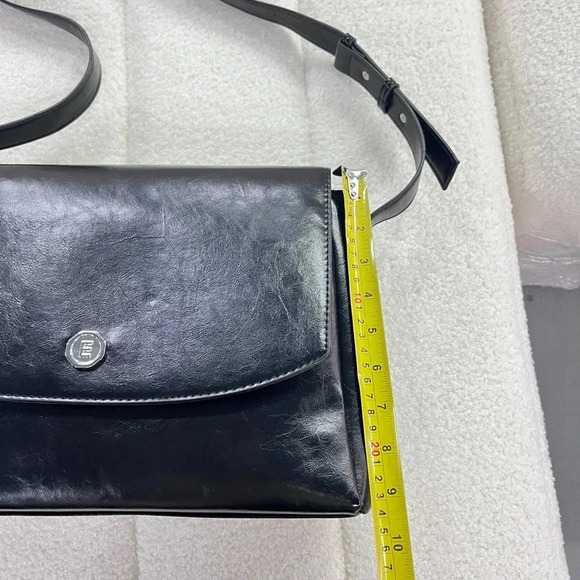 Vintage-Inspired Black Leather Shoulder  Bag - Picture 7 of 14